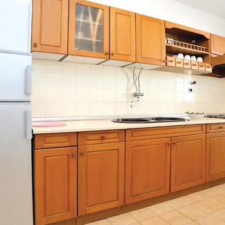 Two-bedroom In Biograd Ferienhaus